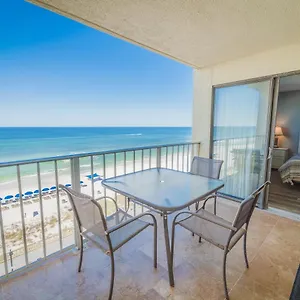 Apartment Regency Towers 710, 2 Bedrooms, Sleeps 8, Beachfront, Wi-fi, Pool, Complimentary Beach Chairs And Umbrella