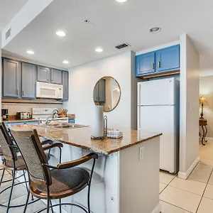  Apartment Sterling Reef 2